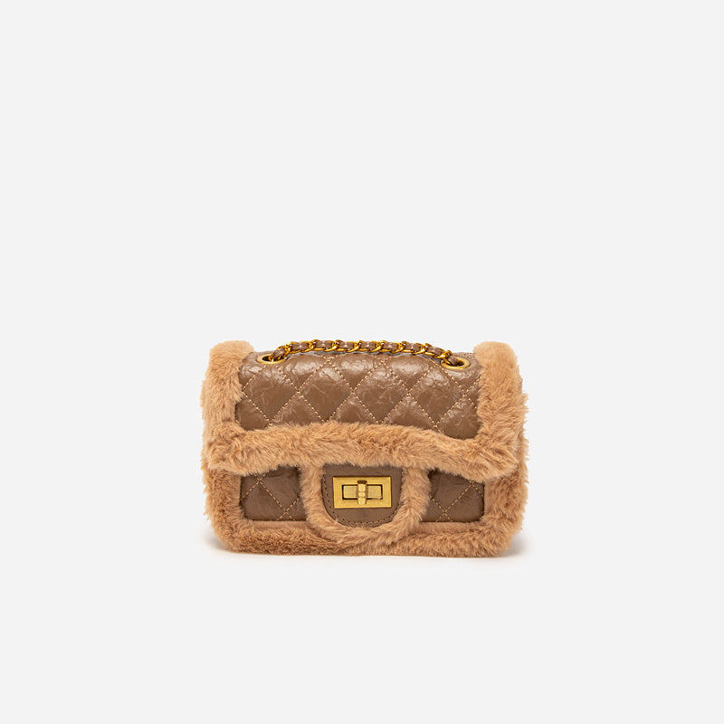Western style fluffy bag