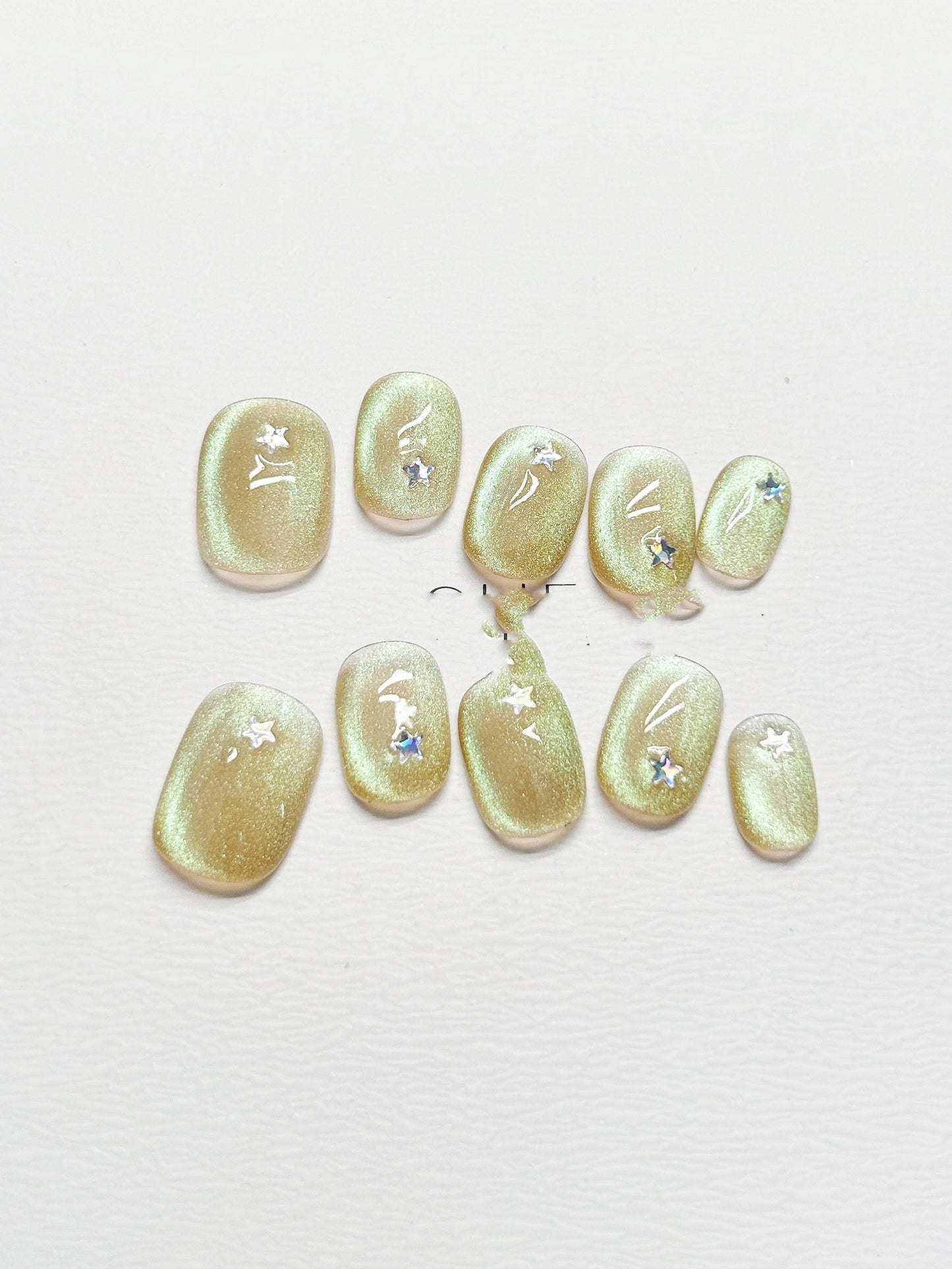 Gentle Fluorescent Summer Fake Nails