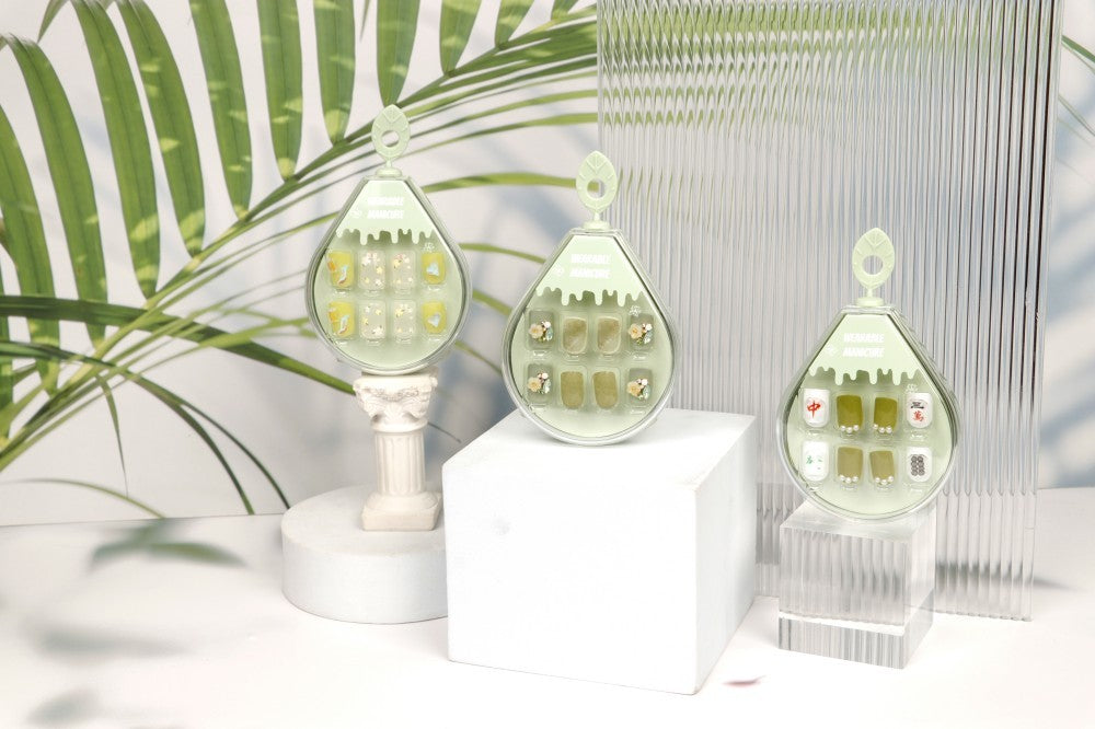 Cute And Sweet Luxury Hand-made Press On Nails 30pcs In Every Box