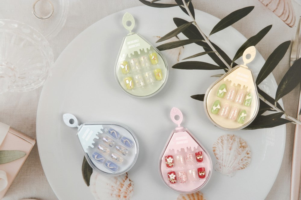 Cute And Sweet Luxury Hand-made Press On Nails 30pcs In Every Box